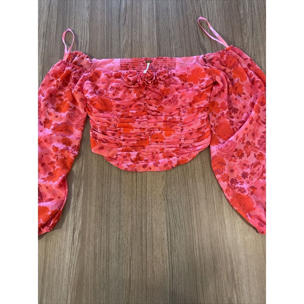 Free People Oh Lala Top Size XS Pink & Red Rose Ruched Shirred NWOT $108 - Picture 4 of 10